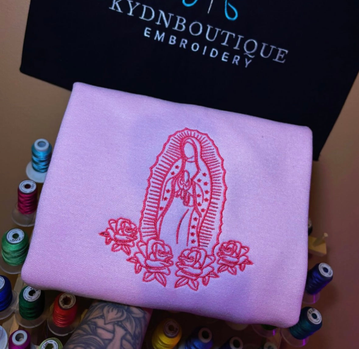 Virgencita crewneck